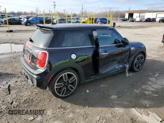 2018 MINI Hardtop Cooper S with VIN WMWXP7C55J2A48111, listed as a Copart auction lot 43136645 with 33,675 mi miles and Salvage Title. Bid and sale history available at DreamBid. Image 3.