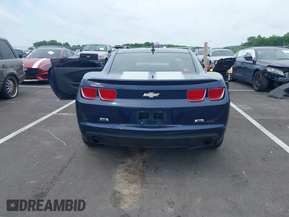 2011 Chevrolet Camaro 1LT with VIN 2G1FB1ED0B9140122, listed as a IAAI auction lot 42538043 with 202,703 mi miles and . Bid and sale history available at DreamBid. Image 16.