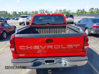 2004 Chevrolet Silverado 1500 LS with VIN 1GCEC19V84Z142003, listed as a IAAI auction lot 41998056 with 214,671 mi miles. Bid and sale history available at carsss.com. Image 16.