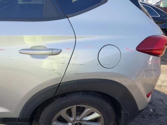 2017 Hyundai Tucson Sport with VIN KM8J3CA27HU297796, listed as a IAAI auction lot 41734705 with 89,203 mi miles. Bid and sale history available at carsss.com. Image 20.