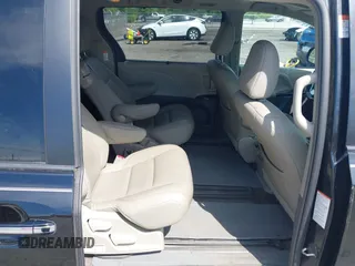 2015 Toyota Sienna XLE with VIN 5TDYK3DC9FS566344, listed as a IAAI auction lot 42049288 with 154,337 mi miles. Bid and sale history available at carsss.com. Image 8.