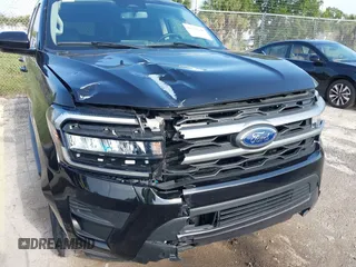 2024 Ford Expedition Max XLT с VIN 1FMJK1H83REA27722, выставлен на аукционе IAAI как лот 42376146 с пробегом 31 277 миль миль и . История ставок и продаж доступна на DreamBid. Изображение 18.