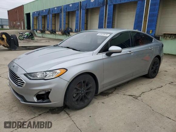 2020 Ford Fusion SE with VIN 3FA6P0HD3LR180422, listed as a Copart auction lot 52022875 with 41,981 mi miles and Clean Title. Bid and sale history available at DreamBid. Image 1.