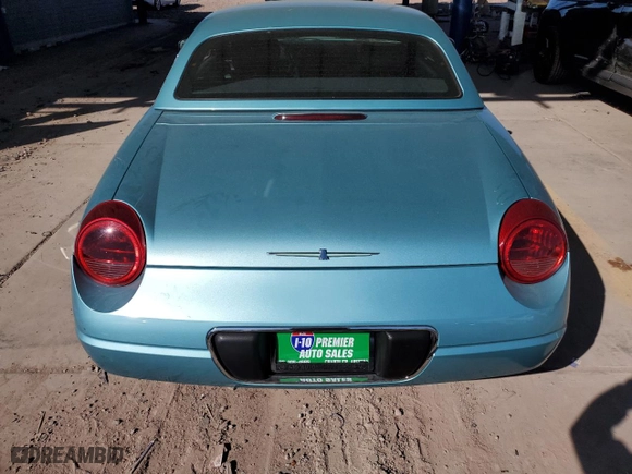 2002 Ford Thunderbird w/Hardtop Premium with VIN 1FAHP60A32Y124560, listed as a Copart auction lot 45925535 with 35,816 mi miles and Salvage Title. Bid and sale history available at carsss.com. Image 10.