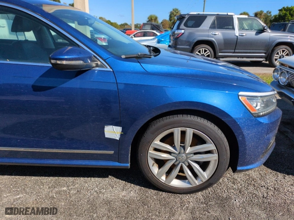 2017 Volkswagen Passat V6 SEL Premium with VIN 1VWCM7A36HC028962, listed as a Copart auction lot 75175284 with 98,226 mi miles and Salvage Title. Bid and sale history available at carsss.com. Image 12.
