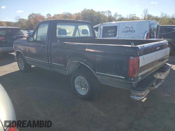 1992 Ford F-150 with VIN 1FTDF15NXNNB01339, listed as a Copart auction lot 76107684 with 124,732 mi miles and Clean title. Bid and sale history available at DreamBid. Image 2.