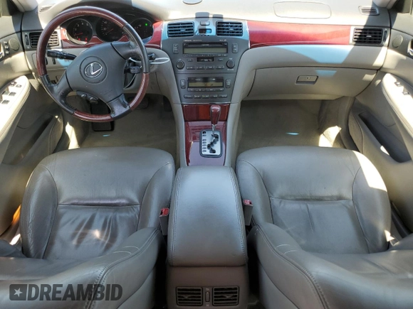 2002 Lexus ES 300 with VIN JTHBF30G420014345, listed as a Copart auction lot 57890135 with 153,695 mi miles and Salvage title. Bid and sale history available at DreamBid. Image 8.