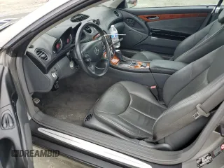 2004 Mercedes-Benz SL 500 z VIN WDBSK75F94F073670, wystawiony jako Copart lot #59083105 z przebiegiem 56 880 mil mil oraz Szkoda całkowita • Salvage title. Historia ofert i sprzedaży dostępna na DreamBid. Obrazek 7.