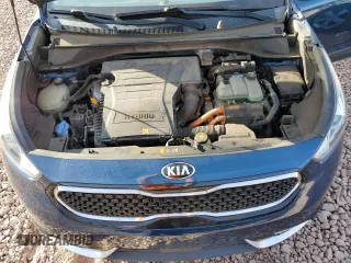 2017 Kia Niro Touring with VIN KNDCE3LC4H5051036, listed as a Copart auction lot 46195635 with 75,971 mi miles and Clean Title. Bid and sale history available at carsss.com. Image 12.