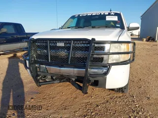 2008 Chevrolet Silverado 1500 1LT with VIN 3GCEC13J28G170004, listed as a IAAI auction lot 41690352 with 238,573 mi miles and . Bid and sale history available at DreamBid. Image 6.