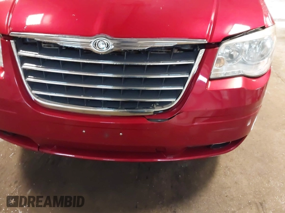 2008 Chrysler Town & Country Touring with VIN 2A8HR54P48R722319, listed as a IAAI auction lot 42262711 with 220,502 mi miles and . Bid and sale history available at DreamBid. Image 6.