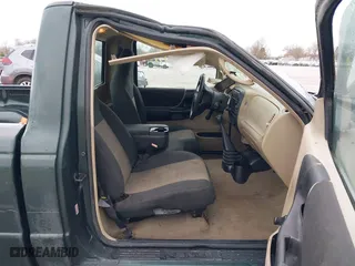 2003 Ford Ranger XL with VIN 1FTYR10U73PB39877, listed as a IAAI auction lot 41904410 with 190,588 mi miles. Bid and sale history available at carsss.com. Image 8.