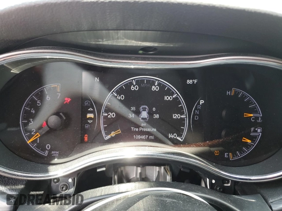 2019 Jeep Grand Cherokee Limited with VIN 1C4RJEBG4KC643514, listed as a Copart auction lot 63306445 with 109,464 mi miles and Non repairable. Bid and sale history available at DreamBid. Image 9.