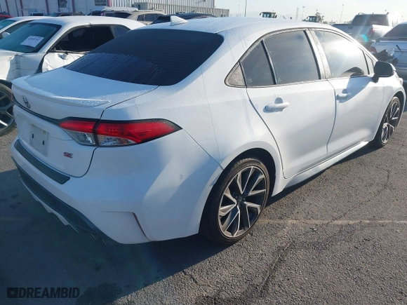 2021 Toyota Corolla SE with VIN 5YFS4MCE2MP068307, listed as a IAAI auction lot 41838172 with 82,638 mi miles. Bid and sale history available at carsss.com. Image 4.