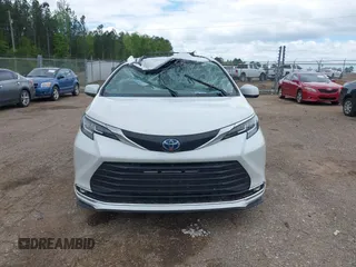 2023 Toyota Sienna XLE с VIN 5TDYRKECXPS153791, выставлен на аукционе IAAI как лот 41971776 с пробегом 27 629 миль миль и . История ставок и продаж доступна на DreamBid. Изображение 12.