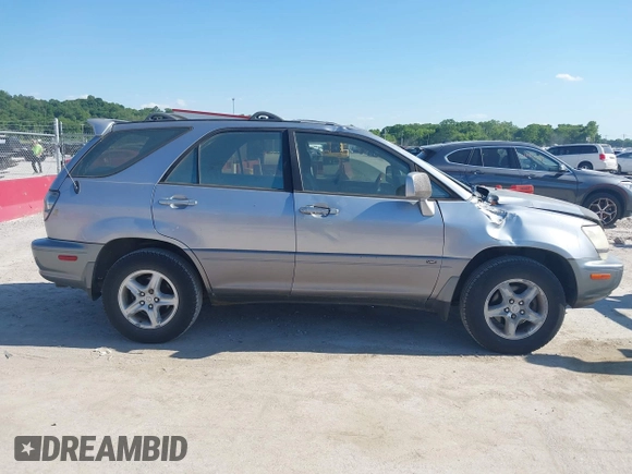 2002 Lexus RX 300 with VIN JTJHF10UX20278835, listed as a IAAI auction lot 42347210 with 253,394 mi miles and . Bid and sale history available at DreamBid. Image 13.
