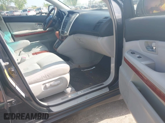 2004 Lexus RX 330 with VIN JTJHA31U240005769, listed as a IAAI auction lot 42269907 with 192,331 mi miles and . Bid and sale history available at DreamBid. Image 5.