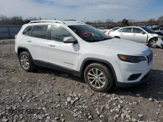 2019 Jeep Cherokee Latitude with VIN 1C4PJLCX3KD129402, listed as a Copart auction lot 43176705 with 100,137 mi miles and Salvage Title. Bid and sale history available at carsss.com. Image 4.