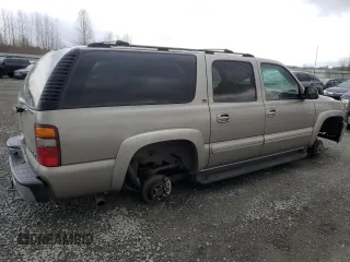 2002 Chevrolet Suburban LS with VIN 1GNFK16Z92J182978, listed as a Copart auction lot 47633055 with 102,157 mi miles and Clean Title. Bid and sale history available at carsss.com. Image 3.