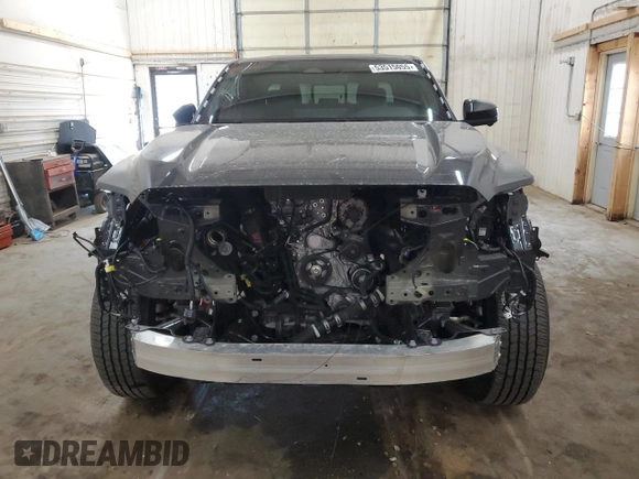 2024 Toyota Tacoma SR5 z VIN 3TMLB5JN6RM060647, wystawiony jako Copart lot #53515055 z przebiegiem 7 240 mil mil oraz Szkoda całkowita • Salvage title. Historia ofert i sprzedaży dostępna na DreamBid. Obrazek 5.
