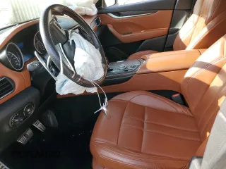 2017 Maserati Levante S with VIN ZN661YUSXHX237310, listed as a Copart auction lot 45081913 with 59,568 mi miles. Bid and sale history available at carsss.com. Image 7.