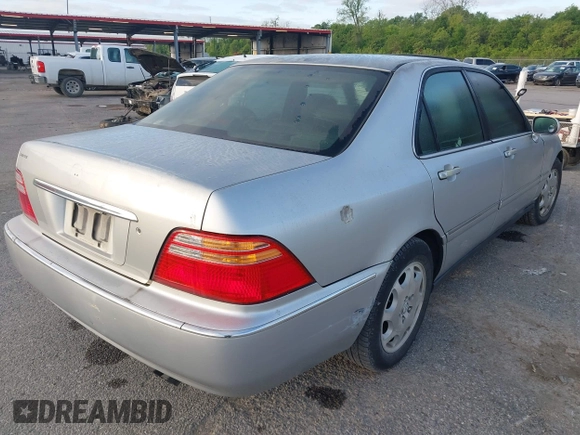 2000 Acura RL with VIN JH4KA9659YC003923, listed as a IAAI auction lot 42007244 with 1 mi miles. Bid and sale history available at carsss.com. Image 4.