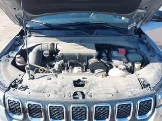 2024 Jeep Compass Latitude with VIN 3C4NJDBN0RT597217, listed as a IAAI auction lot 42503326 with 41,937 mi miles and . Bid and sale history available at DreamBid. Image 10.