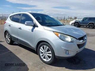 2013 Hyundai Tucson GLS with VIN KM8JU3AC0DU652257, listed as a IAAI auction lot 41785522 with 73,641 mi miles. Bid and sale history available at carsss.com. Image 1.