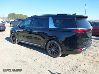 2022 Kia Carnival SX with VIN KNDNE5H34N6189033, listed as a IAAI auction lot 41646273 with 28,239 mi miles. Bid and sale history available at carsss.com. Image 3.