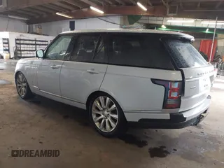 2017 Land Rover Range Rover z VIN SALGS2FEXHA359040, wystawiony jako IAAI lot #41875439 z przebiegiem 92 148 mil mil oraz . Historia ofert i sprzedaży dostępna na DreamBid. Obrazek 3.