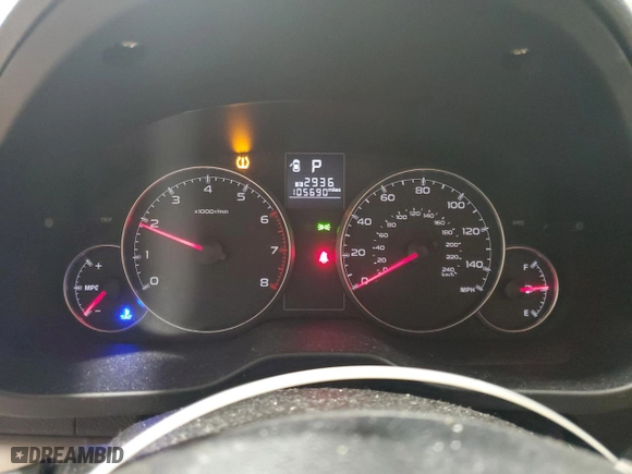 2014 Subaru Outback 2.5i with VIN 4S4BRBAC0E3218136, listed as a Copart auction lot 81554614 with 105,690 mi miles and Salvage Title. Bid and sale history available at carsss.com. Image 9.
