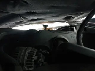 2005 Chevrolet Suburban LT z VIN 3GNFK16Z25G152985, wystawiony jako IAAI lot #41075875 z przebiegiem 200 000 mil mil oraz . Historia ofert i sprzedaży dostępna na DreamBid. Obrazek 15.
