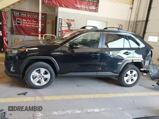 2021 Toyota RAV4 Hybrid LE z VIN 2T3M6RFV8MW011627, wystawiony jako IAAI lot #42223959 z przebiegiem 99 776 mil mil oraz . Historia ofert i sprzedaży dostępna na DreamBid. Obrazek 15.