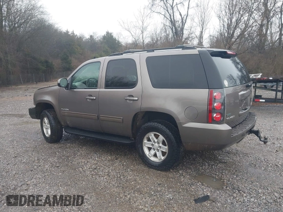 2011 GMC Yukon SLE with VIN 1GKS2AE0XBR249314, listed as a IAAI auction lot 41451903 with 249,673 mi miles. Bid and sale history available at carsss.com. Image 14.