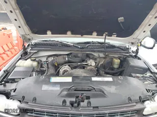 2000 Chevrolet Silverado 1500 with VIN 1GCEC14W0YE199633, listed as a IAAI auction lot 41465837 with 241,159 mi miles. Bid and sale history available at carsss.com. Image 10.