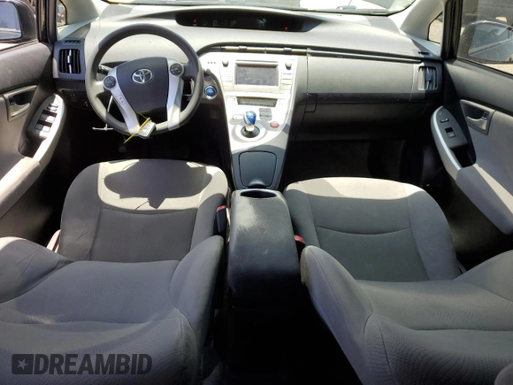 2013 Toyota Prius One with VIN JTDKN3DU7D0340437, listed as a Copart auction lot 61676205 with 206,566 mi miles and Clean title. Bid and sale history available at DreamBid. Image 8.