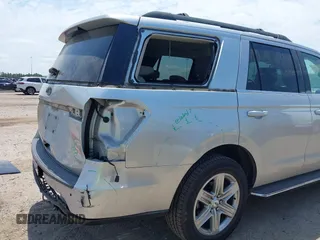2019 Ford Expedition XLT with VIN 1FMJU1HTXKEA16110, listed as a IAAI auction lot 42348106 with 95,116 mi miles and . Bid and sale history available at DreamBid. Image 19.