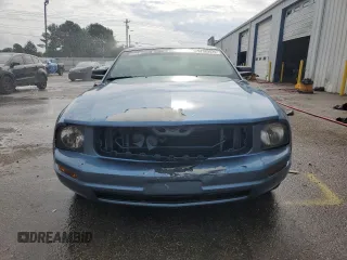 2007 Ford Mustang Deluxe with VIN 1ZVFT80N475294220, listed as a Copart auction lot 57589535 with 233,160 mi miles and Salvage title. Bid and sale history available at DreamBid. Image 5.