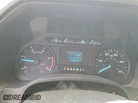 2019 Ford F-250 XL with VIN 1FT7X2BT5KEG19454, listed as a Copart auction lot 52935925 with 176,681 mi miles and Salvage title. Bid and sale history available at DreamBid. Image 9.