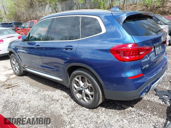 2020 BMW X3 xDrive30i z VIN 5UXTY5C0XL9D50400, wystawiony jako IAAI lot #42197545 z przebiegiem 46 467 mil mil oraz . Historia ofert i sprzedaży dostępna na DreamBid. Obrazek 3.