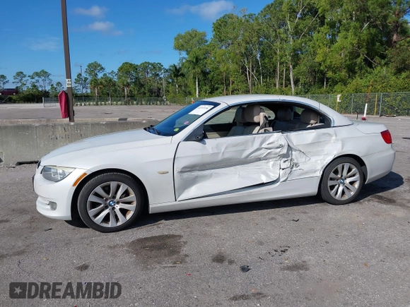 2011 BMW 3 Series 328i with VIN WBADW3C53BE541376, listed as a IAAI auction lot 41193156 with 73,730 mi miles. Bid and sale history available at carsss.com. Image 6.
