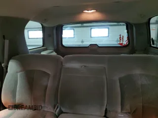 2002 Chevrolet Tahoe Z71 z VIN 1GNEK13Z62R120231, wystawiony jako Copart lot #58536675 z przebiegiem 194 981 mil mil oraz Czysty tytuł • Clean title. Historia ofert i sprzedaży dostępna na DreamBid. Obrazek 10.