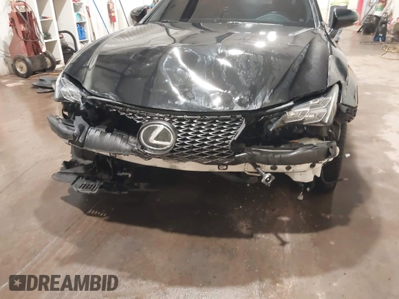 2018 Lexus RC 300 with VIN JTHS85BC6J5004160, listed as a IAAI auction lot 41733196 with 49,388 mi miles and . Bid and sale history available at DreamBid. Image 6.