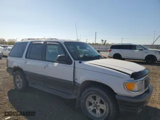 2001 Mercury Mountaineer with VIN 4M2ZU86P01UJ08816, listed as a Copart auction lot 76715724 with 170,464 mi miles and Salvage Title. Bid and sale history available at carsss.com. Image 4.