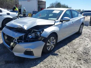 2020 Nissan Altima S with VIN 1N4BL4BV8LC216011, listed as a IAAI auction lot 41769075 with 106,180 mi miles and . Bid and sale history available at DreamBid. Image 19.
