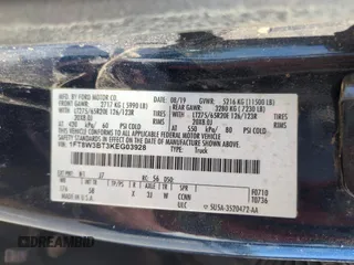 2019 Ford F-350 XL z VIN 1FT8W3BT3KEG03928, wystawiony jako Copart lot #62498715 z przebiegiem 158 798 mil mil oraz Szkoda całkowita • Salvage title. Historia ofert i sprzedaży dostępna na DreamBid. Obrazek 13.