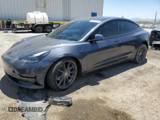 2022 Tesla Model 3 Long Range z VIN 5YJ3E1EBXNF263832, wystawiony jako Copart lot #57177445 z przebiegiem Nie podano mil oraz Szkoda całkowita • Salvage title. Historia ofert i sprzedaży dostępna na DreamBid. Obrazek 1.