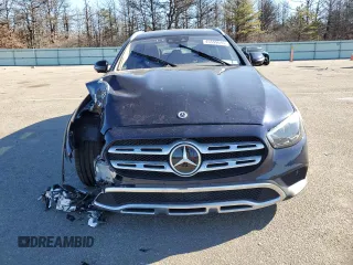 2023 Mercedes-Benz E-Class E 450 with VIN W1KZH6AB1PB155552, listed as a Copart auction lot 45599685 with 22,607 mi miles and Salvage Title. Bid and sale history available at carsss.com. Image 5.