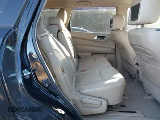 2013 Nissan Pathfinder SV with VIN 5N1AR2MM4DC633829, listed as a IAAI auction lot 41270312 with 170,544 mi miles. Bid and sale history available at carsss.com. Image 8.