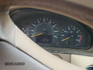 2001 Mercedes-Benz E-Class with VIN WDBJF70JX1B194075, listed as a Copart auction lot 70482944 with 218,319 mi miles and Salvage Title. Bid and sale history available at carsss.com. Image 9.